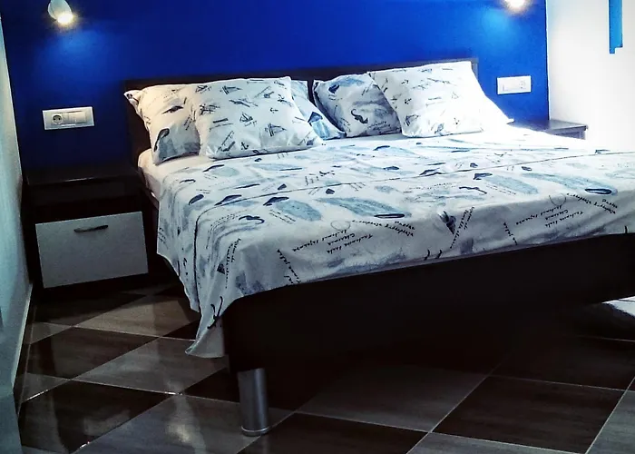 Karmen's One شقة سبليت