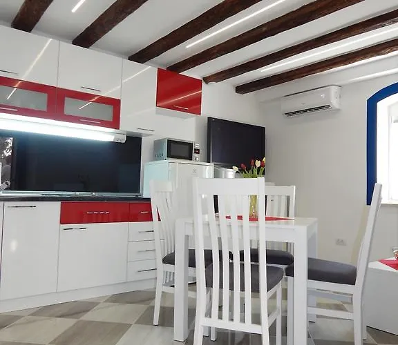 Karmen's One * Σπλιτ